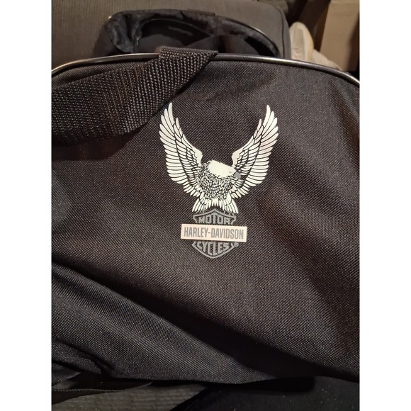 Harley-Davidson Black 20" Duffle Bag Eagle Logo Soft Travel Gym Mens Gear - Picture 3 of 4